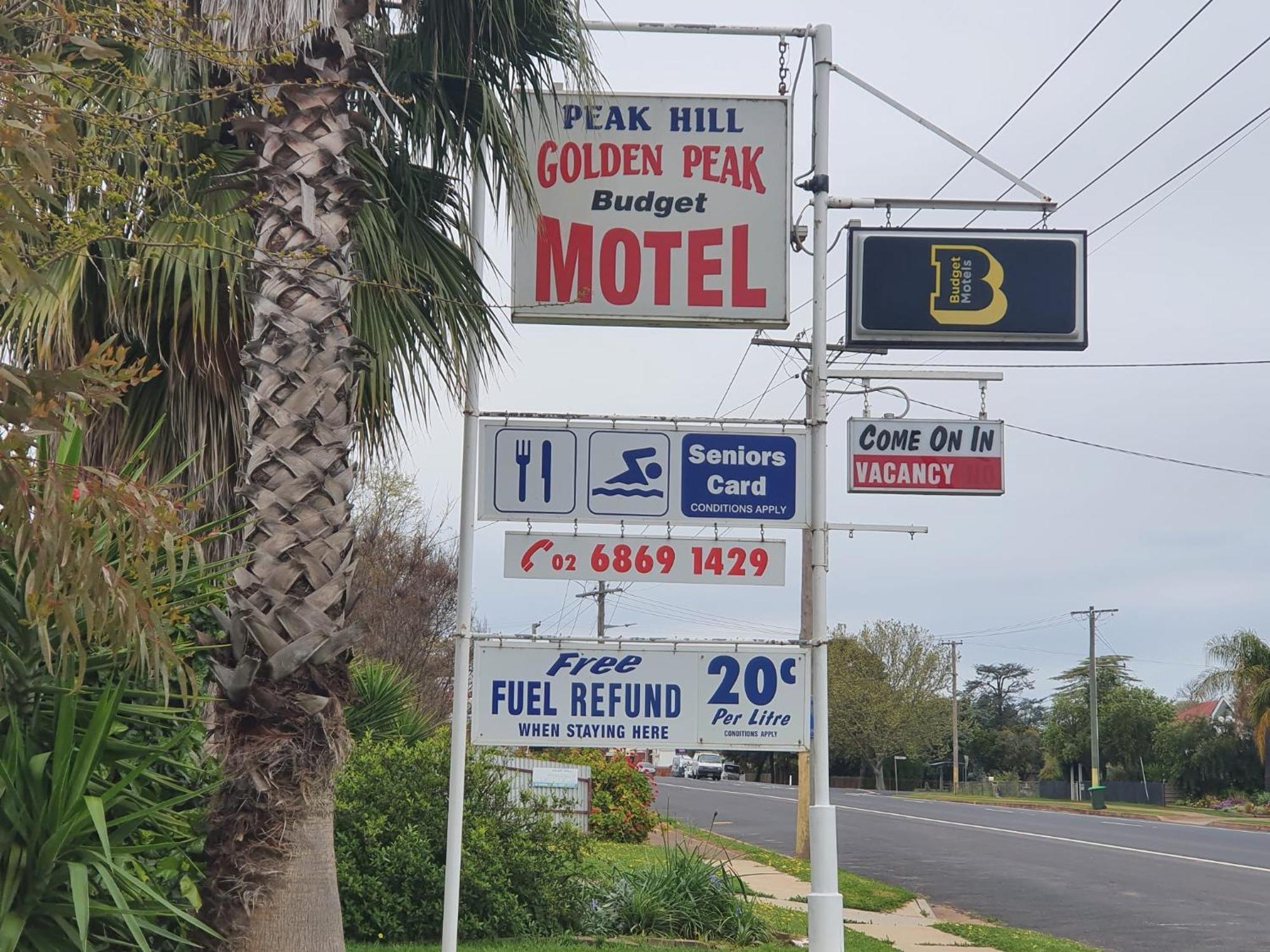 Golden Peak Motel Peakhill Peak Hill Екстериор снимка