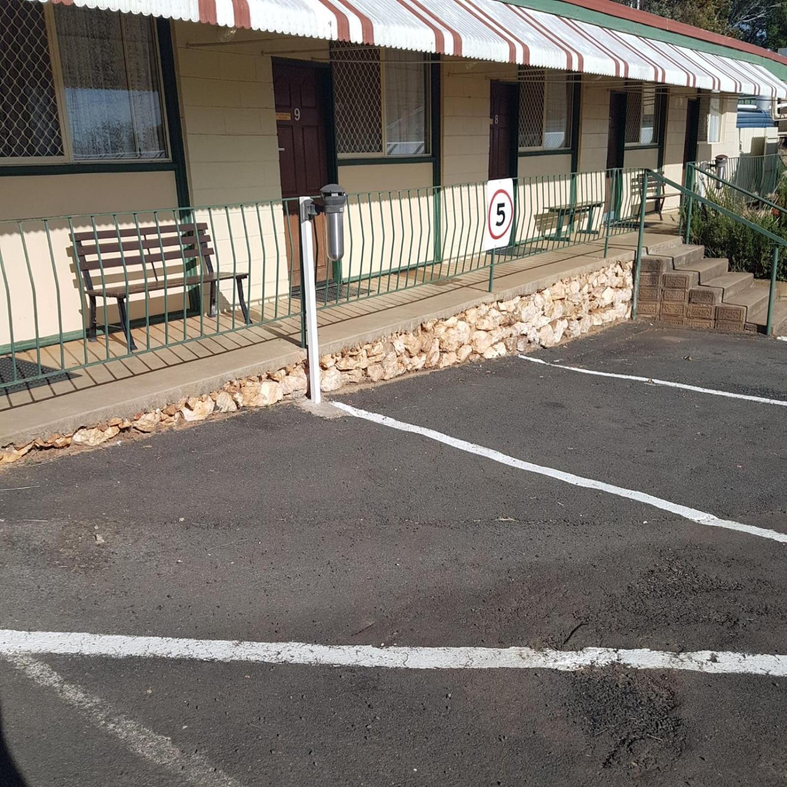 Golden Peak Motel Peakhill Peak Hill Екстериор снимка