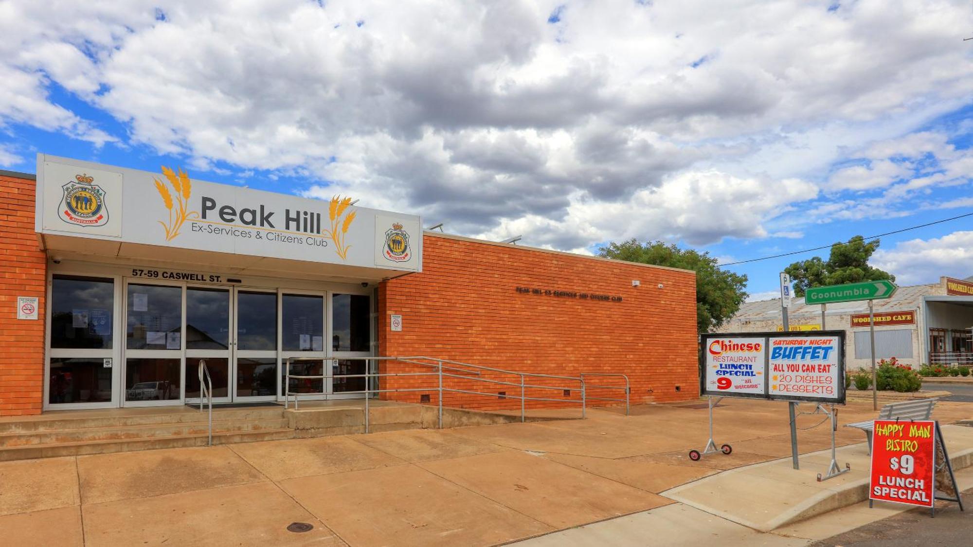 Golden Peak Motel Peakhill Peak Hill Екстериор снимка